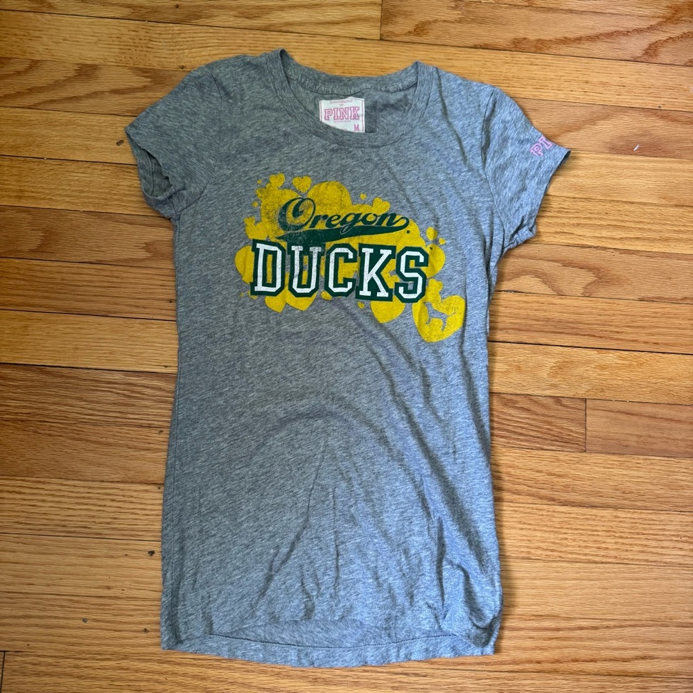 Vintage Y2K VS Pink Oregon Ducks tee